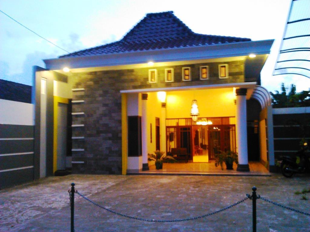 يوغياكارتا Griya Putri Dewi Guesthouse المظهر الخارجي الصورة
