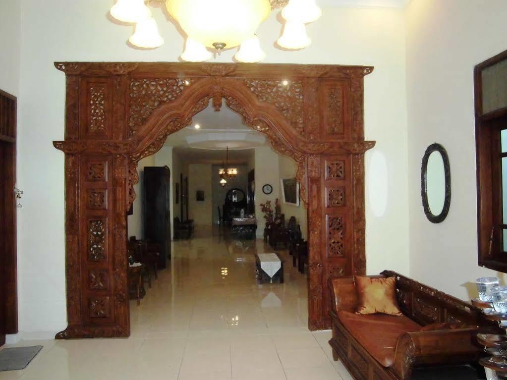 يوغياكارتا Griya Putri Dewi Guesthouse المظهر الخارجي الصورة